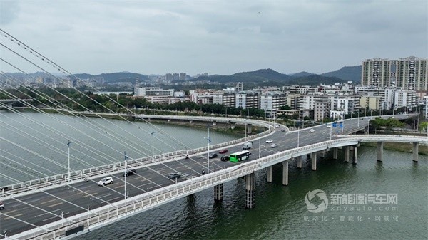 宇通新能源客车