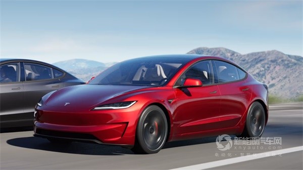 特斯拉Model 3