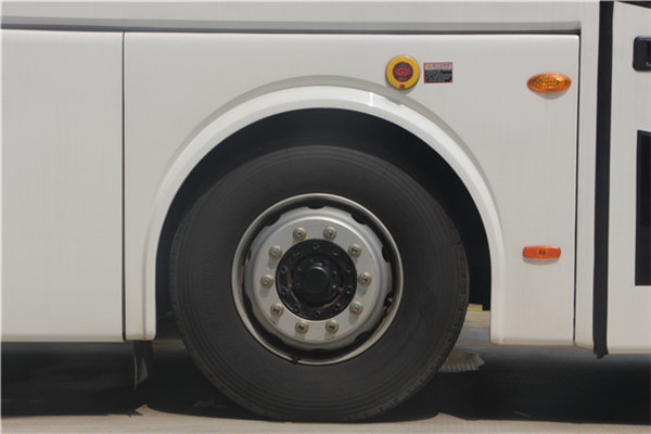 南京金龙NJL6117BEV7客车（纯电动24-53座）